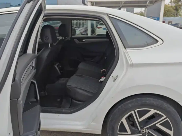 Volkswagen Sagitar — Фото автомобиля 11