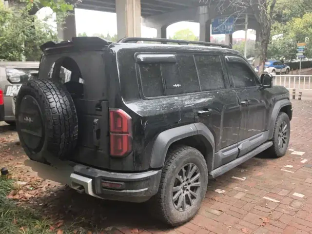 BYD FangChengBao Leopard 5 — Фото автомобиля 3