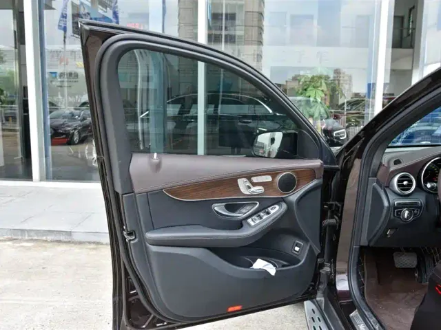 Mercedes-Benz GLC-Class — Фото автомобиля 12
