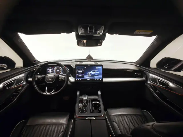 GAC Trumpchi GS8 — Фото автомобиля 18