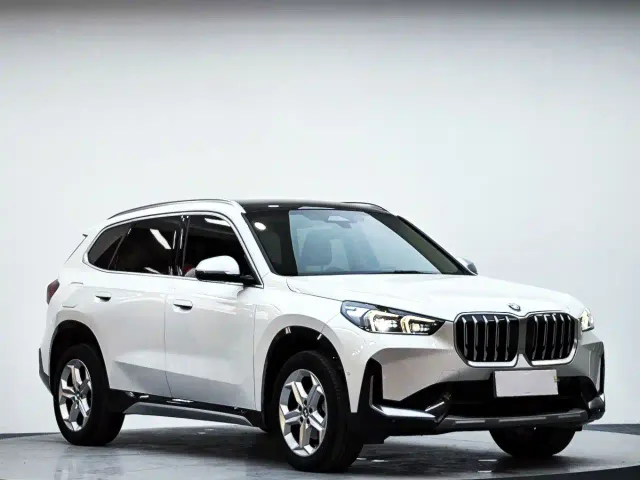 BMW X1 — Фото автомобиля 3