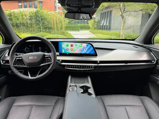 Cadillac XT5 — Фото автомобиля 19