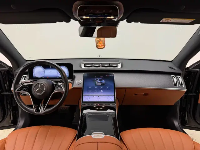 Mercedes-Benz S-Class — Фото автомобиля 24
