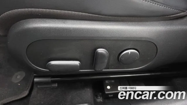 Hyundai Kona — Фото автомобиля 28