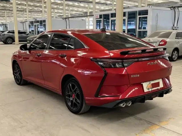 Dongfeng Yixuan — Фото автомобиля 6
