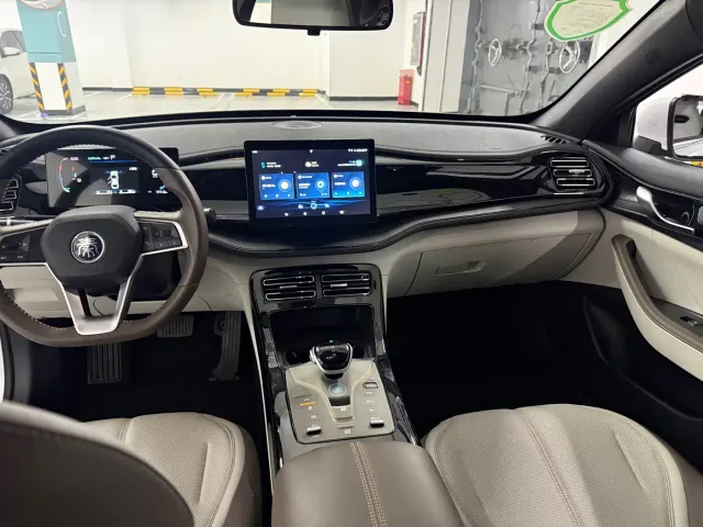BYD Qin PLUS — Фото автомобиля 9