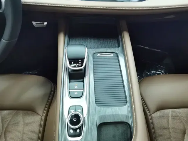 Chery Arrizo 8 — Фото автомобиля 16