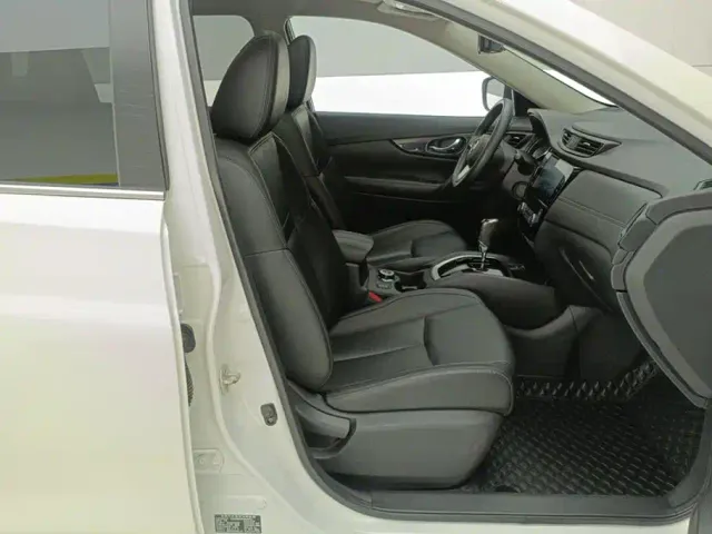 Nissan X-Trail — Фото автомобиля 8