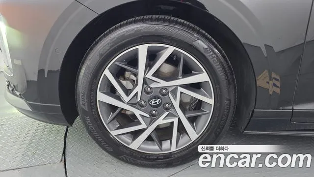 Hyundai Grandeur Grandeur (GN7) 2.5 Бензин 2WD — Фото автомобиля 4