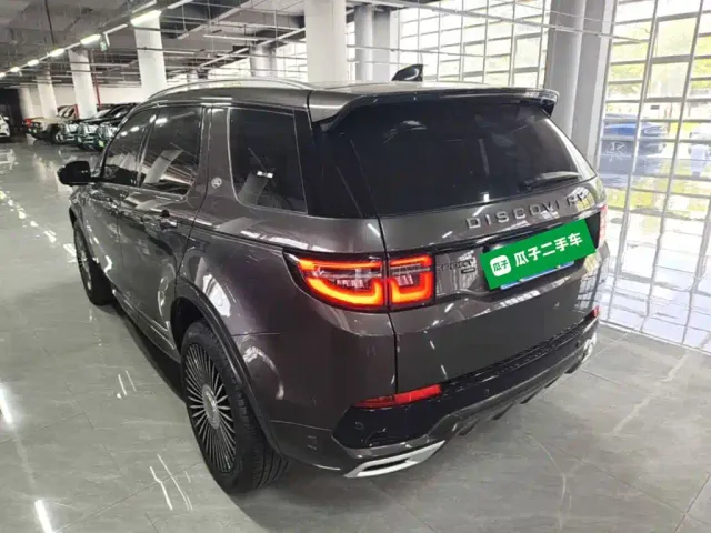 Land Rover Discovery Sport — Фото автомобиля 4