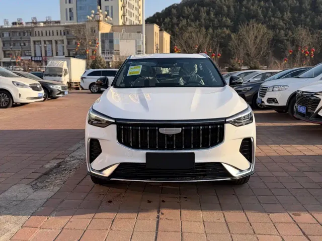 Geely Boyue L — Фото автомобиля 3
