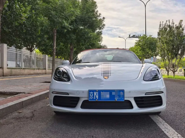 Porsche 718 — Фото автомобиля 2