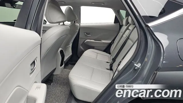 Hyundai Kona SX2 — Фото автомобиля 18