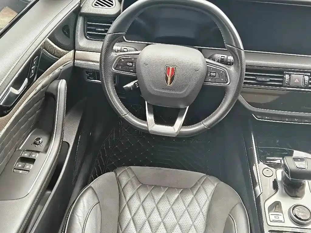 Hongqi Hongqi HS5 2022 2.0T Smart Connect Flagship AWD Edition — Фото автомобиля 6
