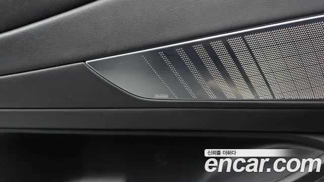 Genesis G80 Бензин 3.5 турбо AWD — Фото автомобиля 24