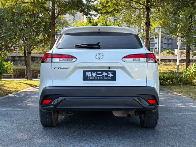 Toyota Frontlander — Фото автомобиля 9