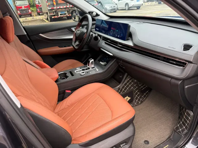 Chery Tiggo 8 PLUS — Фото автомобиля 10
