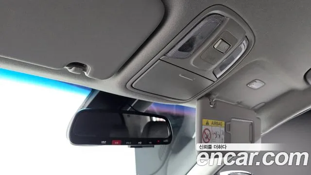 Kia Niro — Фото автомобиля 18