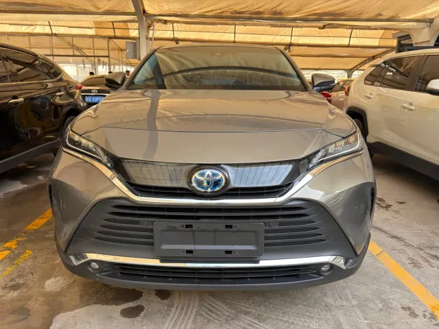 Toyota Harrier — Фото автомобиля 2