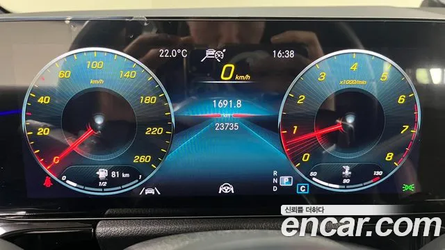 Mercedes-Benz GLA-Class — Фото автомобиля 8