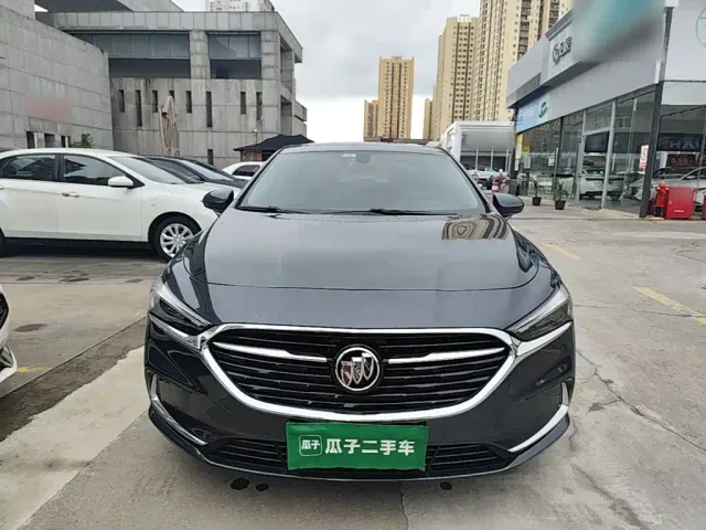 Buick LaCrosse — Фото автомобиля 2