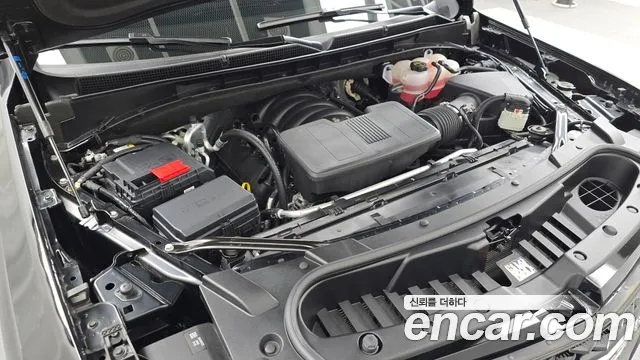 Cadillac Escalade 5th Gen — Фото автомобиля 9