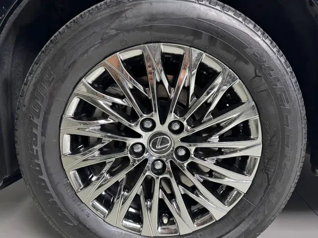 Lexus LM — Фото автомобиля 15