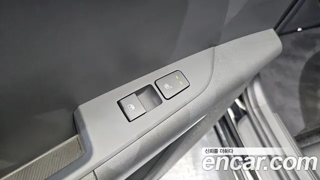 Kia Niro Niro (New) — Фото автомобиля 30