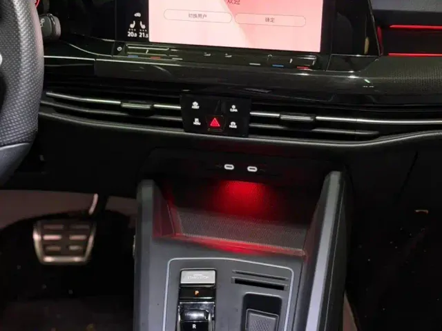 Volkswagen Golf 2023 Facelift 280TSI DSG R-Line Lite — Фото автомобиля 7