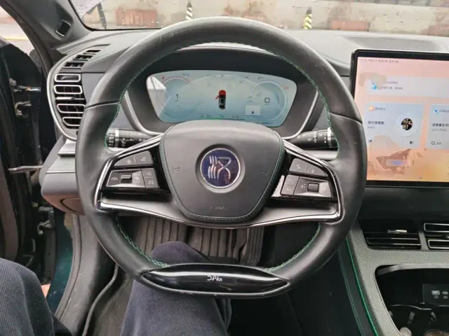 BYD Han — Фото автомобиля 10