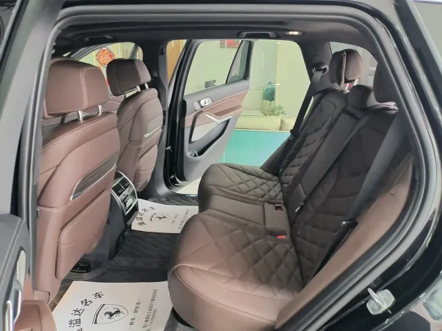 BMW X5 — Фото автомобиля 3