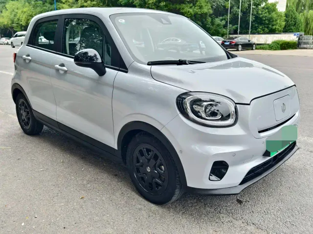 Leapmotor T03 — Фото автомобиля 3