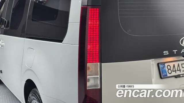 Hyundai Staria New — Фото автомобиля 8