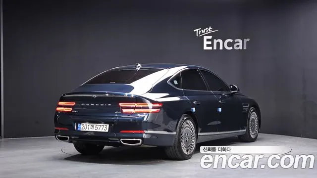 Genesis G80 Бензин 2.5 турбо AWD — Фото автомобиля 2
