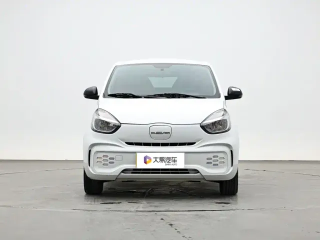 Roewe Clever — Фото автомобиля 2