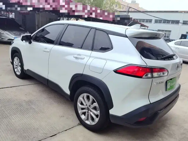 Toyota Frontlander — Фото автомобиля 4