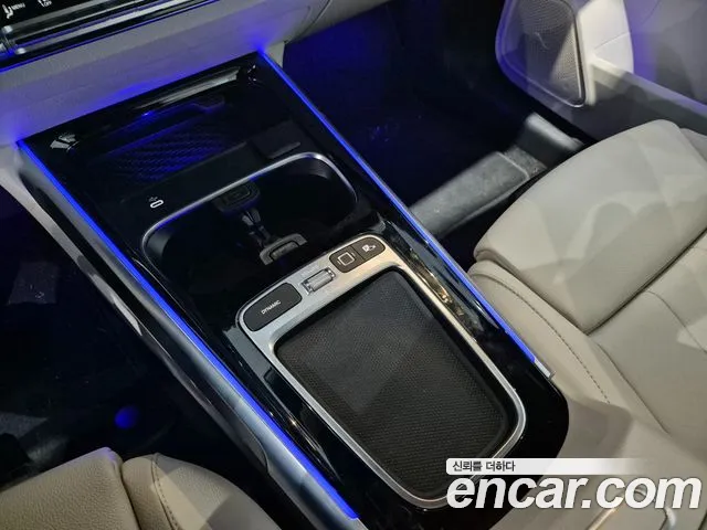 Mercedes-Benz EQB — Фото автомобиля 20