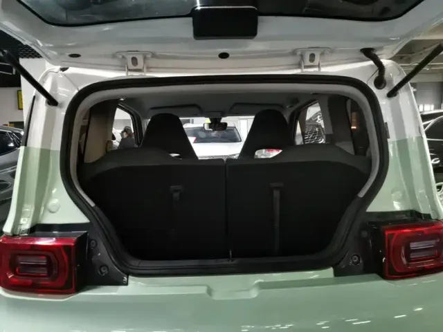 Wuling Hongguang Mini EV — Фото автомобиля 18