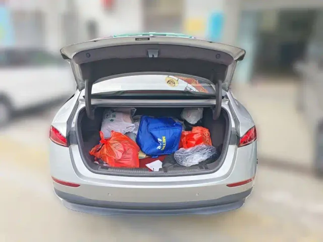 Roewe D7 — Фото автомобиля 15