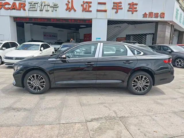 Geely Xingrui — Фото автомобиля 3