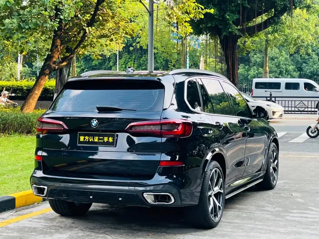BMW X5 — Фото автомобиля 4