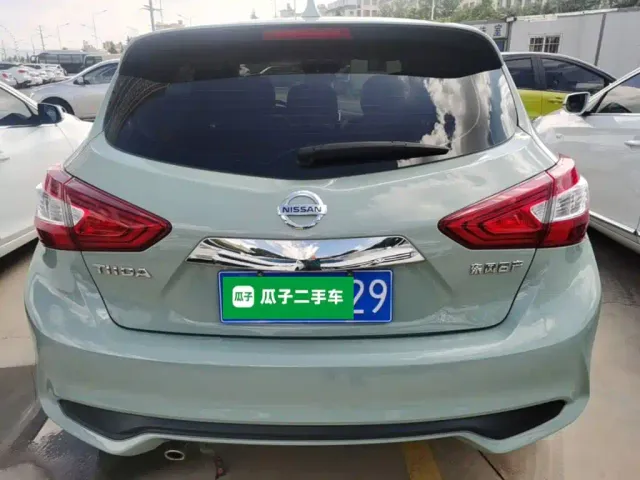 Nissan Tiida — Фото автомобиля 5