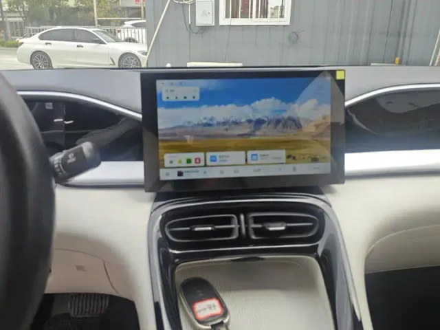 Geely Starry Wish — Фото автомобиля 13