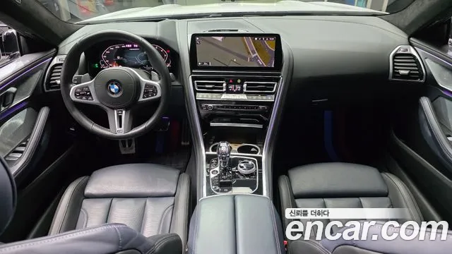 BMW 8 Series G15 — Фото автомобиля 10