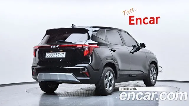 Kia Seltos Новый Seltos Бензин 2.0 2WD — Фото автомобиля 2