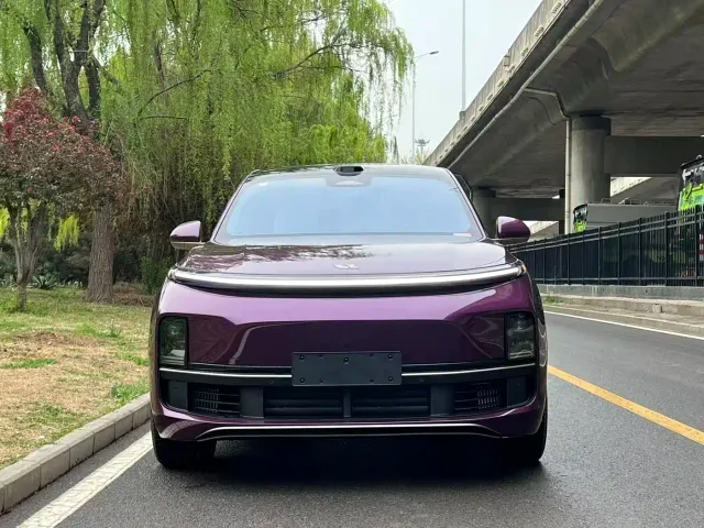 Li Auto L9 — Фото автомобиля 3