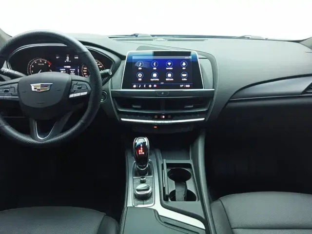 Cadillac CT5 — Фото автомобиля 12