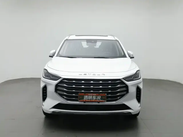 Jetour X70 Plus — Фото автомобиля 3