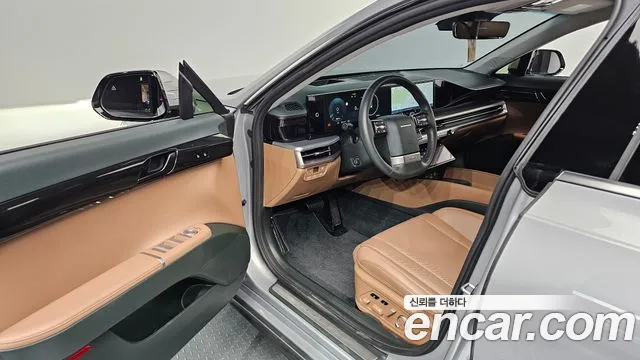 Hyundai Grandeur GN7 — Фото автомобиля 15
