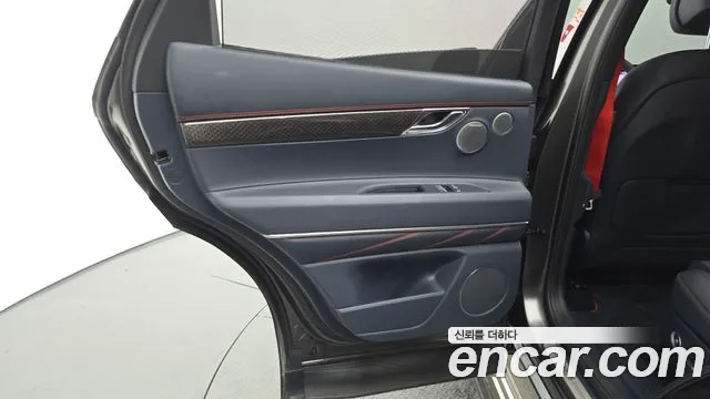 Genesis GV80 — Фото автомобиля 19